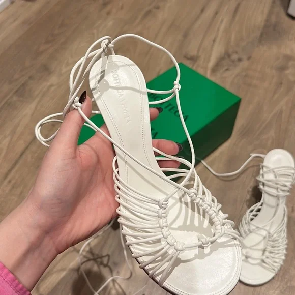 Bottega Veneta Dot Lace Up Sandals - Picture 7 of 10